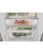 Whirlpool W7X 82O OX UK Freestanding Fridge Freezer