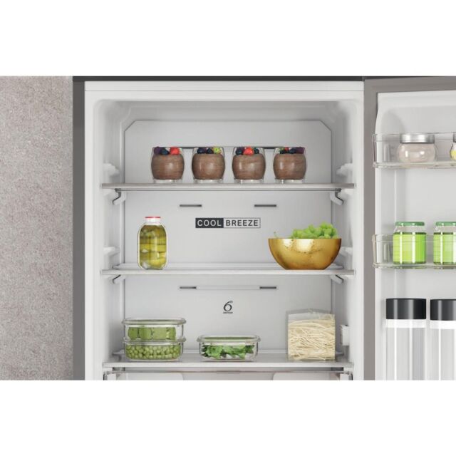 Whirlpool W7X 82O OX UK Freestanding Fridge Freezer