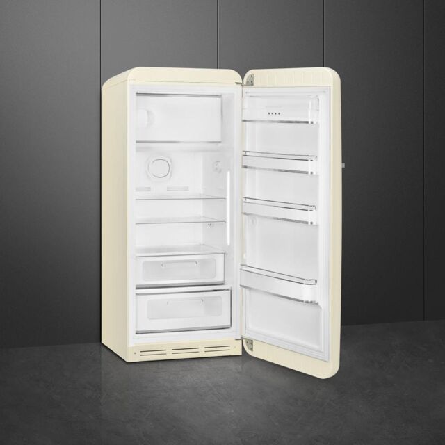 Smeg FAB28RCR5UK 60cm 50s Style Right Hand Hinge Fridge with Icebox, Cream