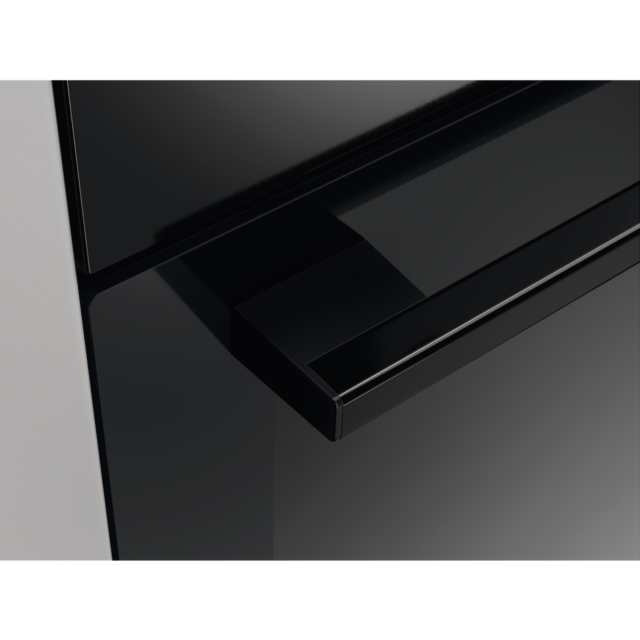 Zanussi ZOPNX6KN Series 60 Built-In Single Oven